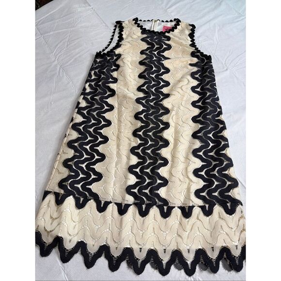 kate spade Dresses & Skirts - Kate Spade Sand Dune Lace Shift Dress Size 2 Defaced